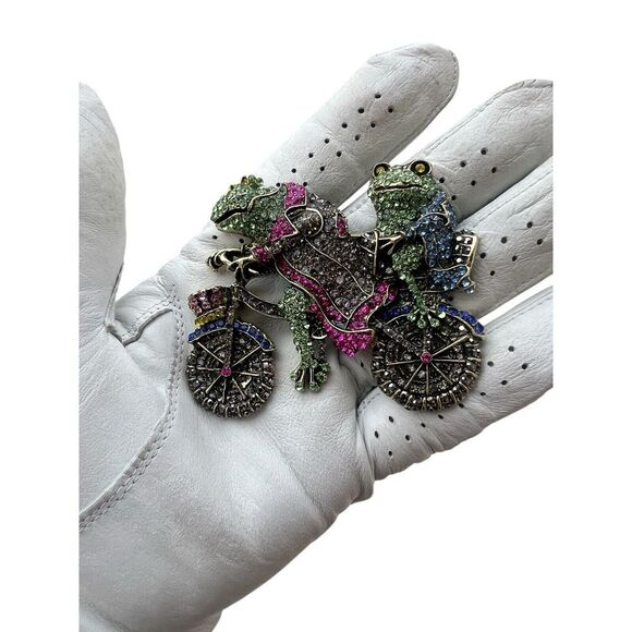 old money glam retro large figural  rhinestone pin brooch 3 x 3'' - Picture 8 of 16